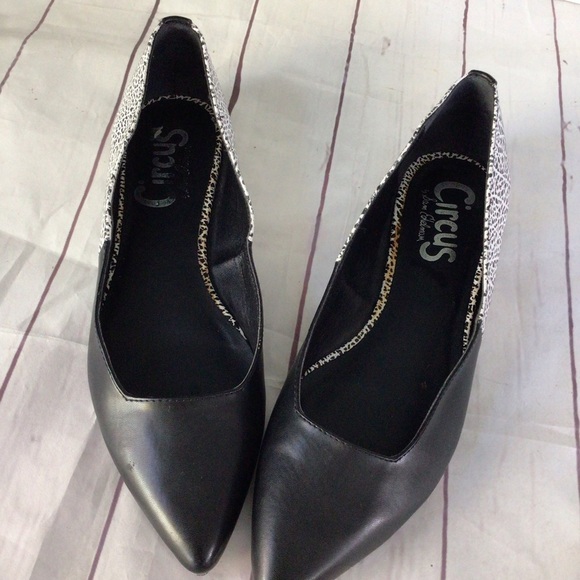 Circus by Sam Edelman Women's Flats Ellissa Pointed Toe Shoes Black/White Sz 8M - Picture 8 of 12